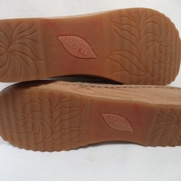 Born Andy nubuck leather clogs mules comfort slides taupe Women Size Sz 10 - Picture 10 of 10